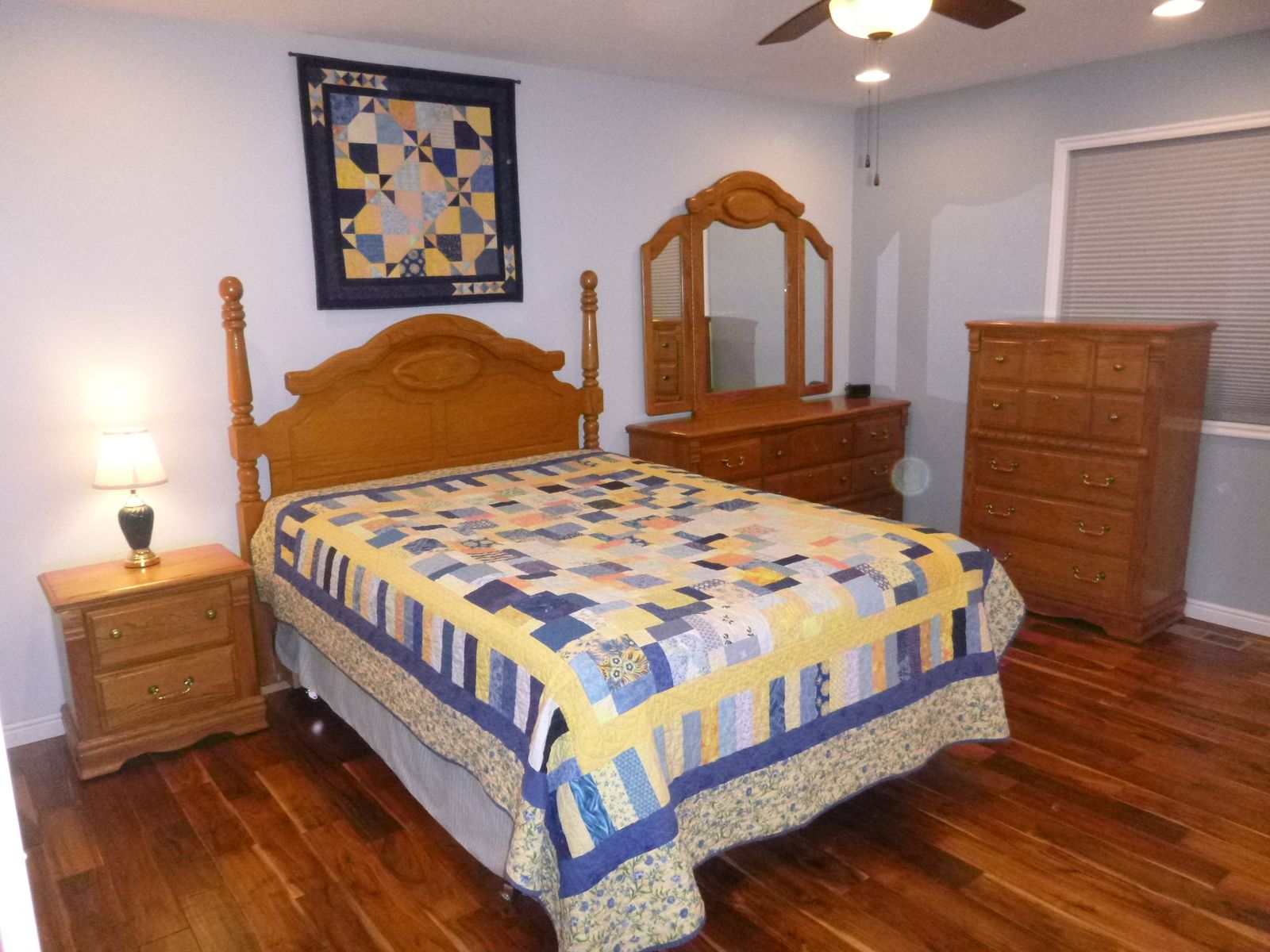 4-piece oak bedroom set by Samuel Lawrence