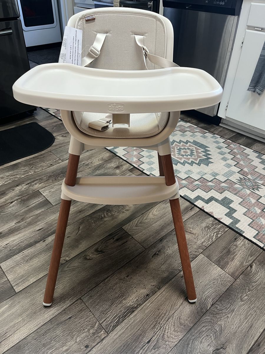 New Chicco Zest LE 4-in-1 High Chair