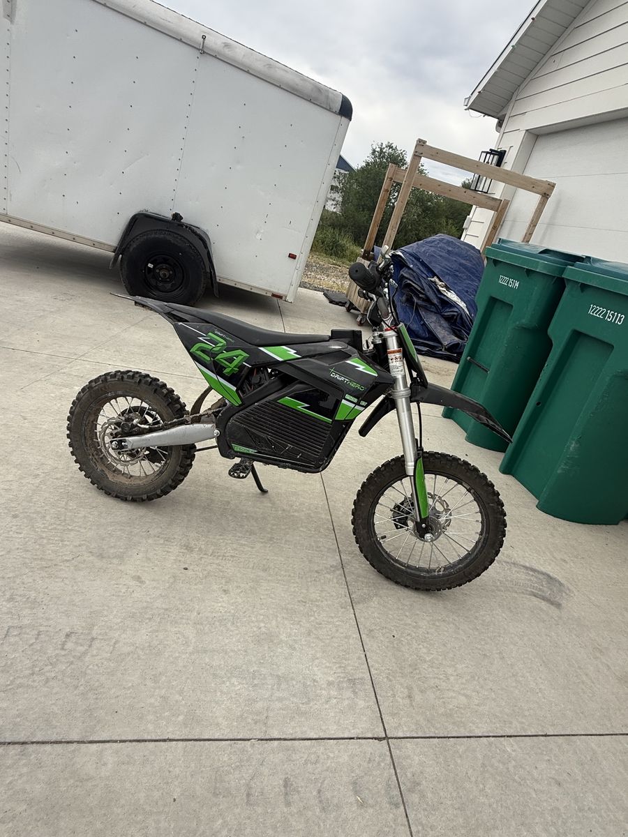 Drift Hero 60V 2500W Electric Dirt Bike – Excellent Condition
