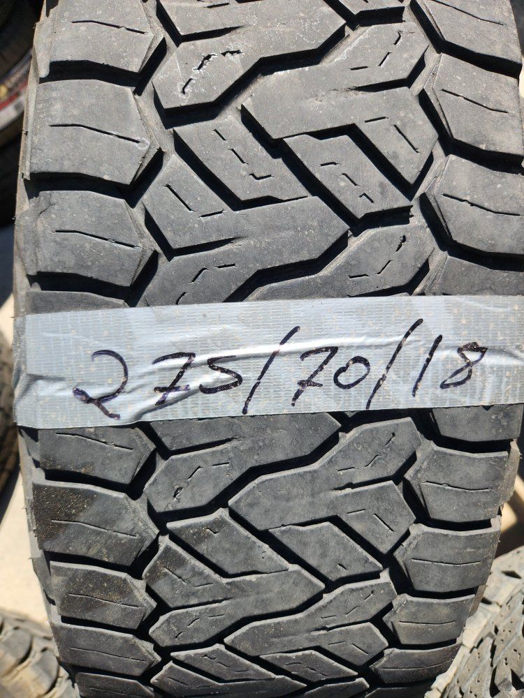 275/70r18 nitto recon grappler