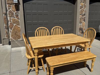 Dining Table Set - FREE DELIVERY