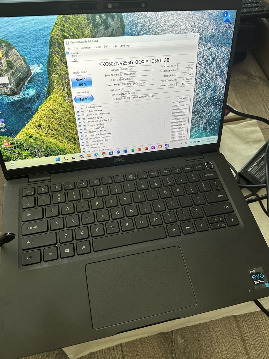 Dell Fast Slim Laptop i7 Core 11th Gen 16 GB RAM 256 GB SSD