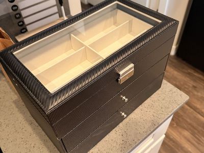 Multi-Layer Carbon Fiber Style Sunglasses & Watch Organizer Display Case with Clear Top