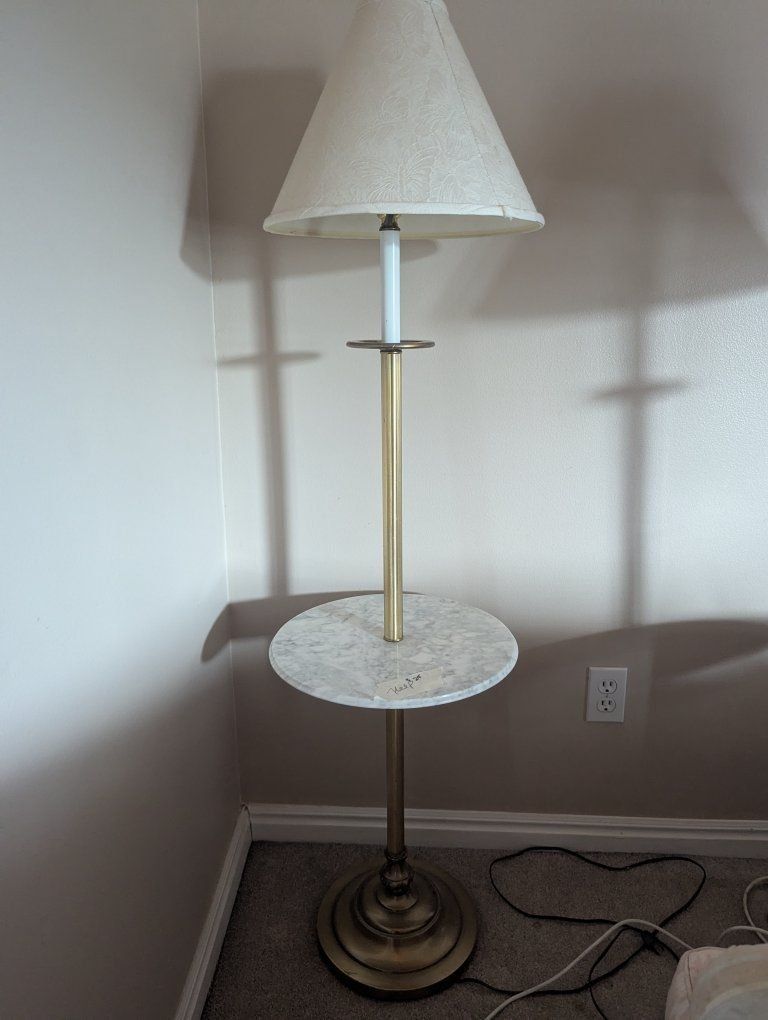 floor lamp