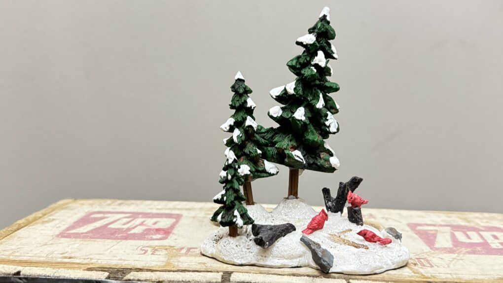 Santa’s Workbench Collection, Pine Tree