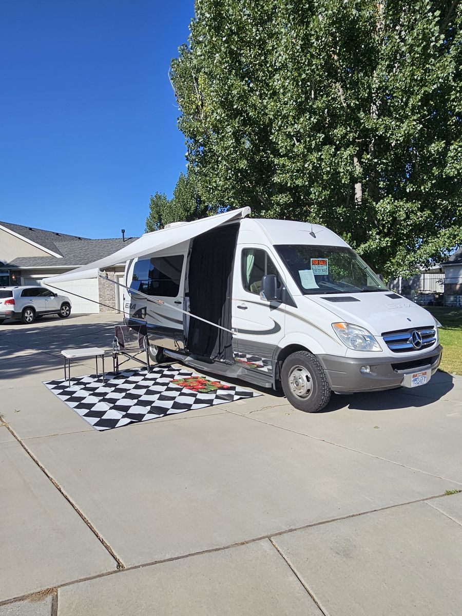 2011 / 2012  Winnebago
