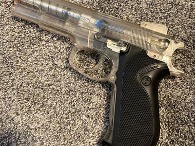 Smith & Wesson 6mm airsoft gun