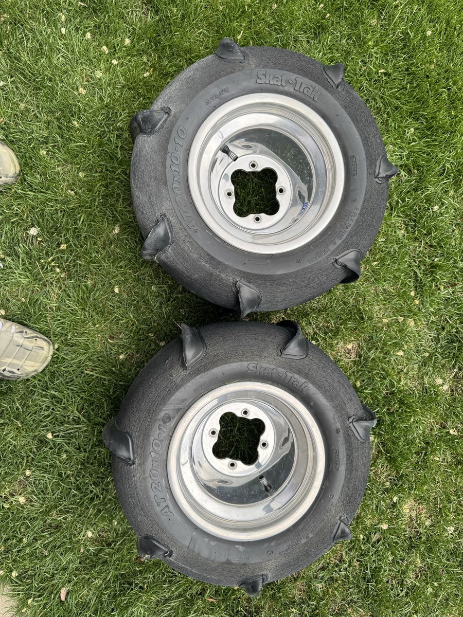 Skat Trak 7 Paddles And Wheels