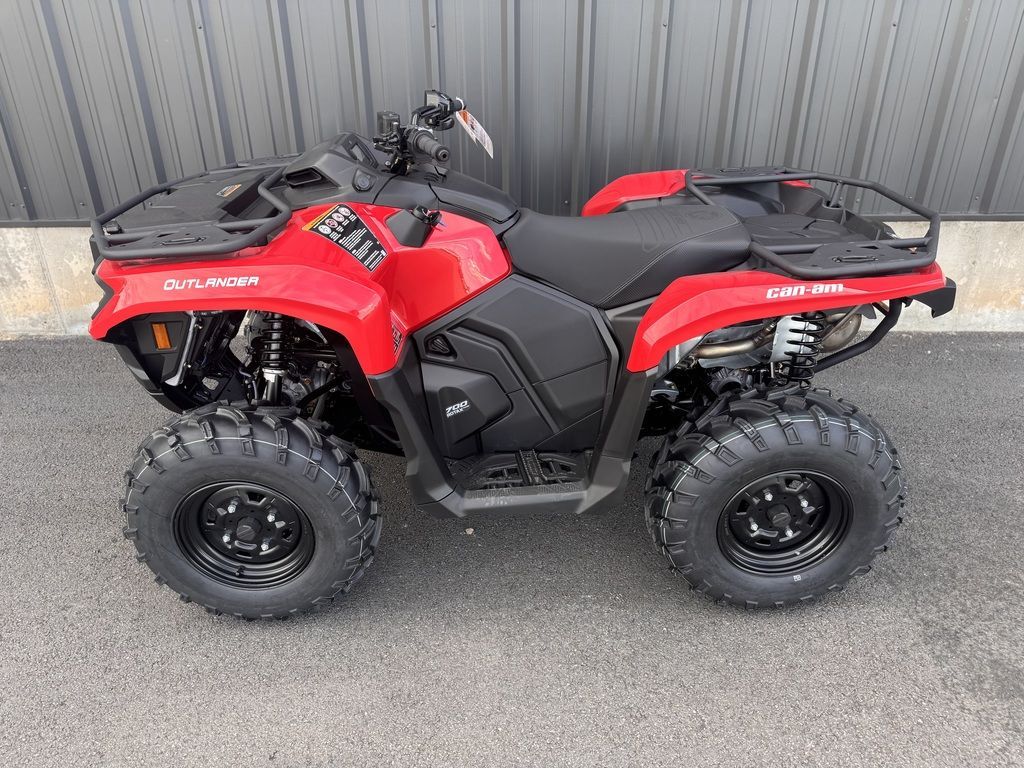 2026 Can-Am Outlander DPS 700 Legion Red - B00180-