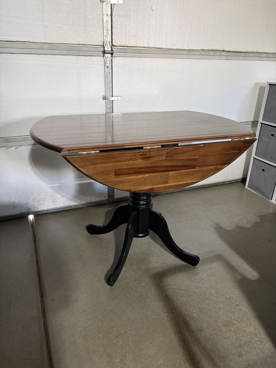 Main image 3
