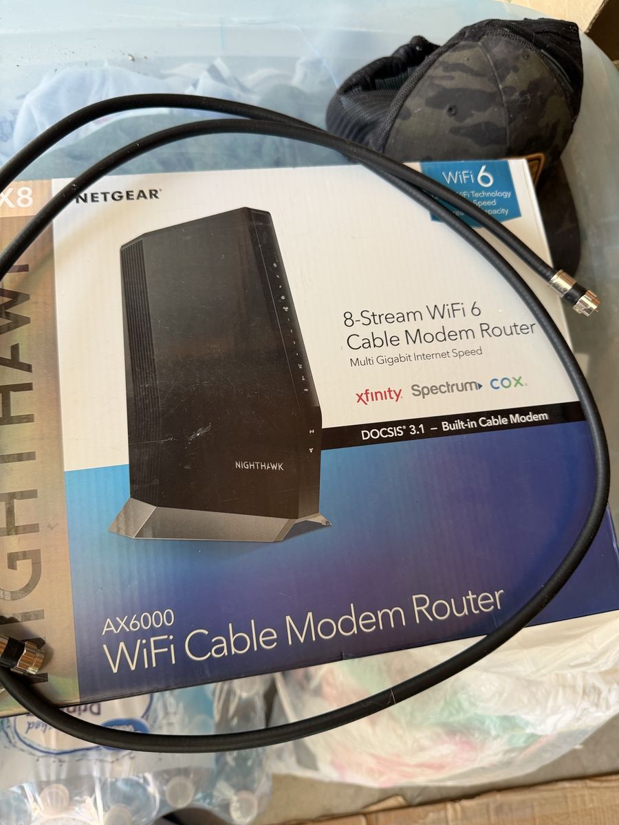 NETGEAR Nighthawk AX8 AX6000 WiFi Cable Modem Router DOCSIS 3.1 8-Stream Multi-Gig