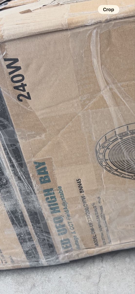 Quantity 10 LED UFO High Bay Light 240W New in Box