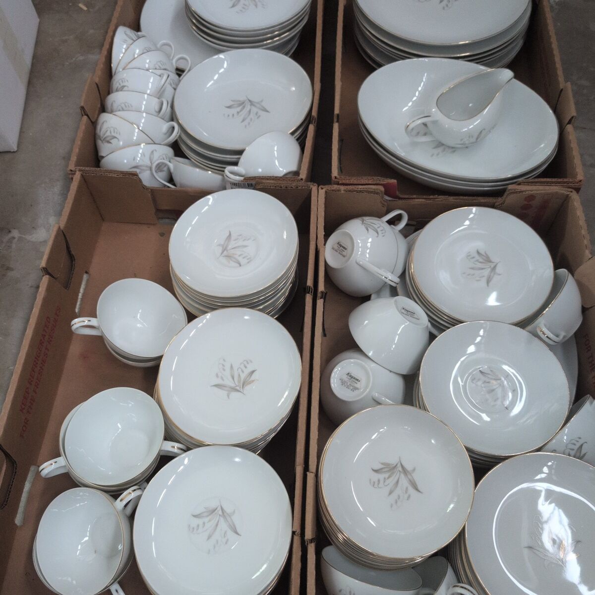 116 piece fine China set