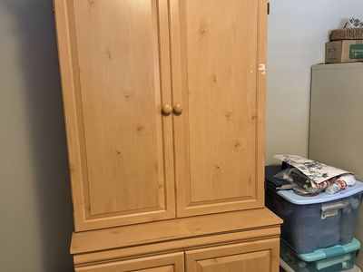 Armoire desk
