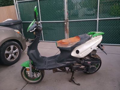 2008 SHENKE SCOOTER, GOOD GY6 ENGINE, PARTS OR REPAIR