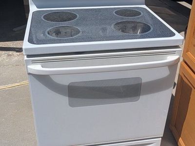 electric oven/stove