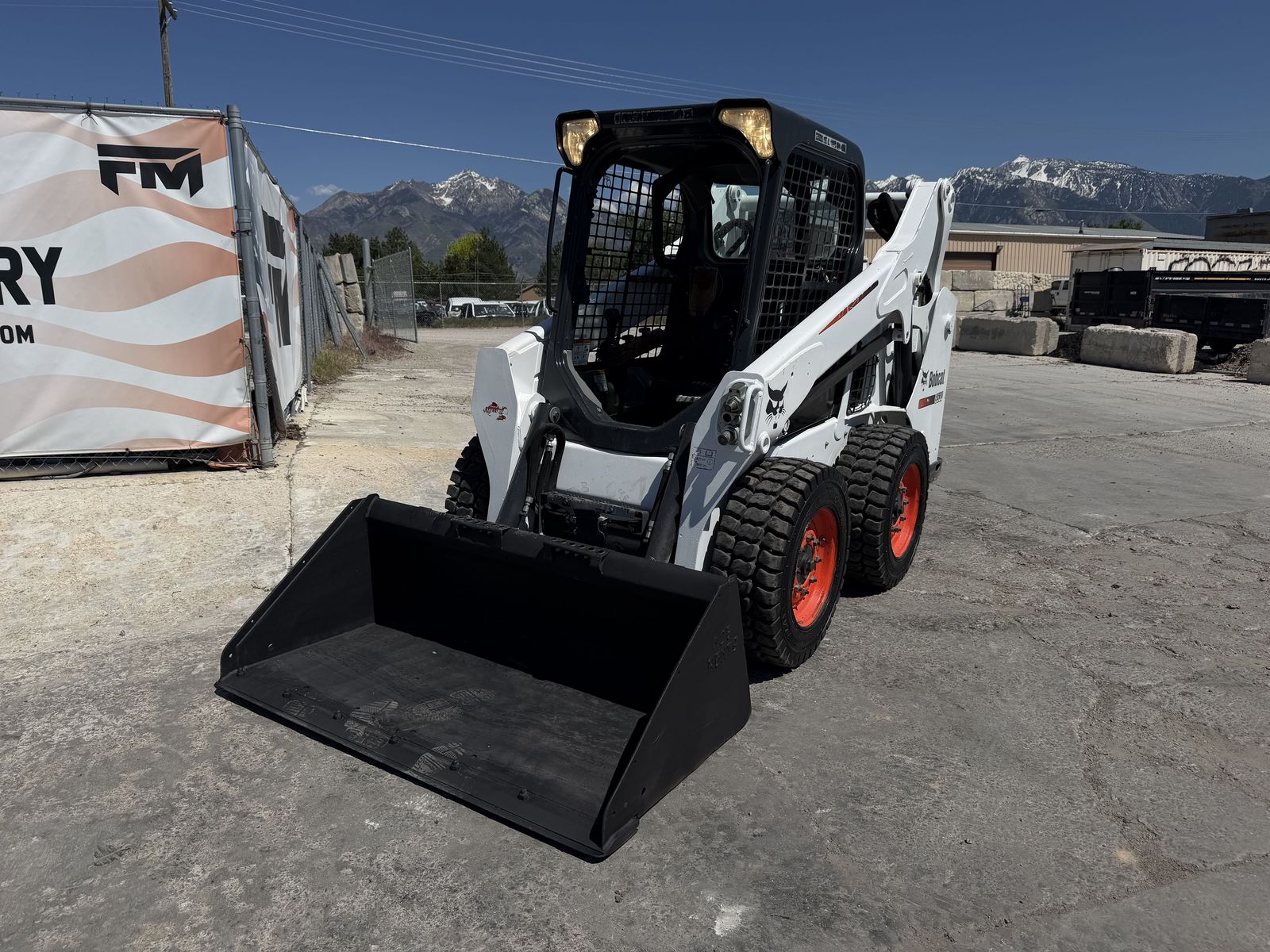 Bobcat S530 Skid Steer Loader Tractor Ready To Work