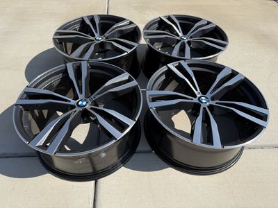 BMW 21" 754M OEM wheels