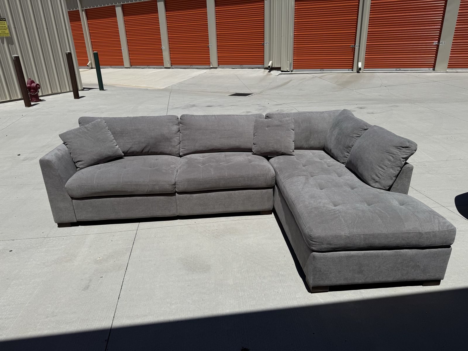 Thomasville Miles Fabric Sectional with Power Footrest