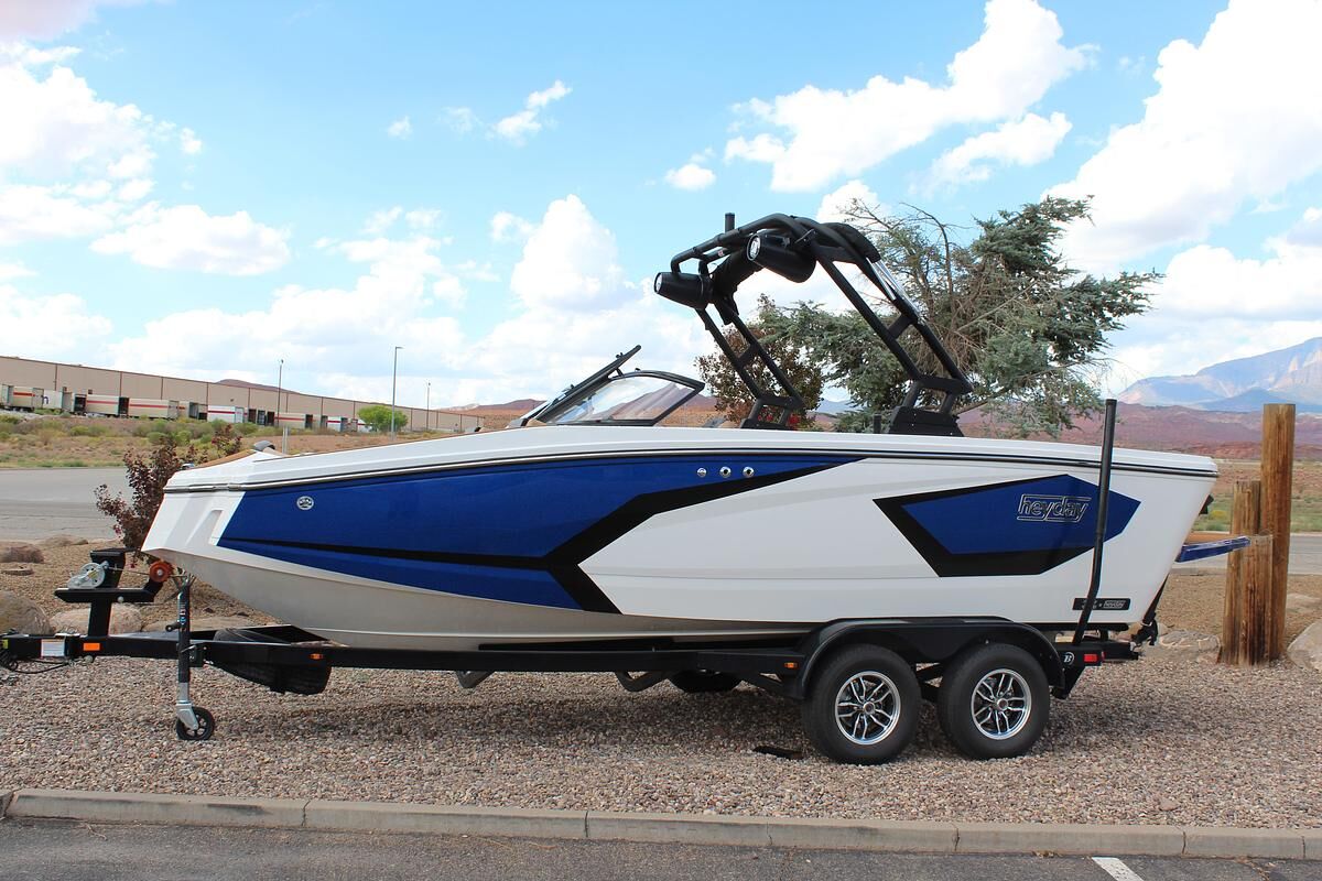 2026 Heyday Wake Boats Wt2 DC