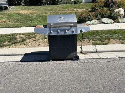 FREE - Working BBQ Grill