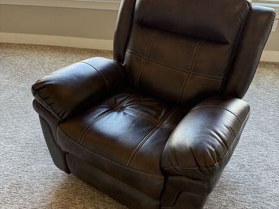 Brown Leather Recliner - Great Condition