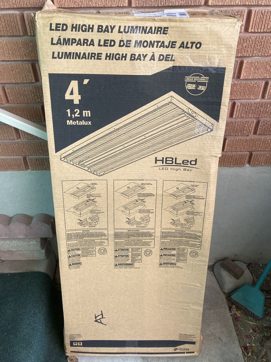 Metalux HBLed 4' LED High Bay Luminaire Light Fixture with Linear Disconnect