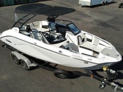 2024 Yamaha 222SE