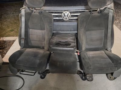 2002 Ford F series Front Seat