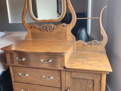 Solid oak antique dressing table