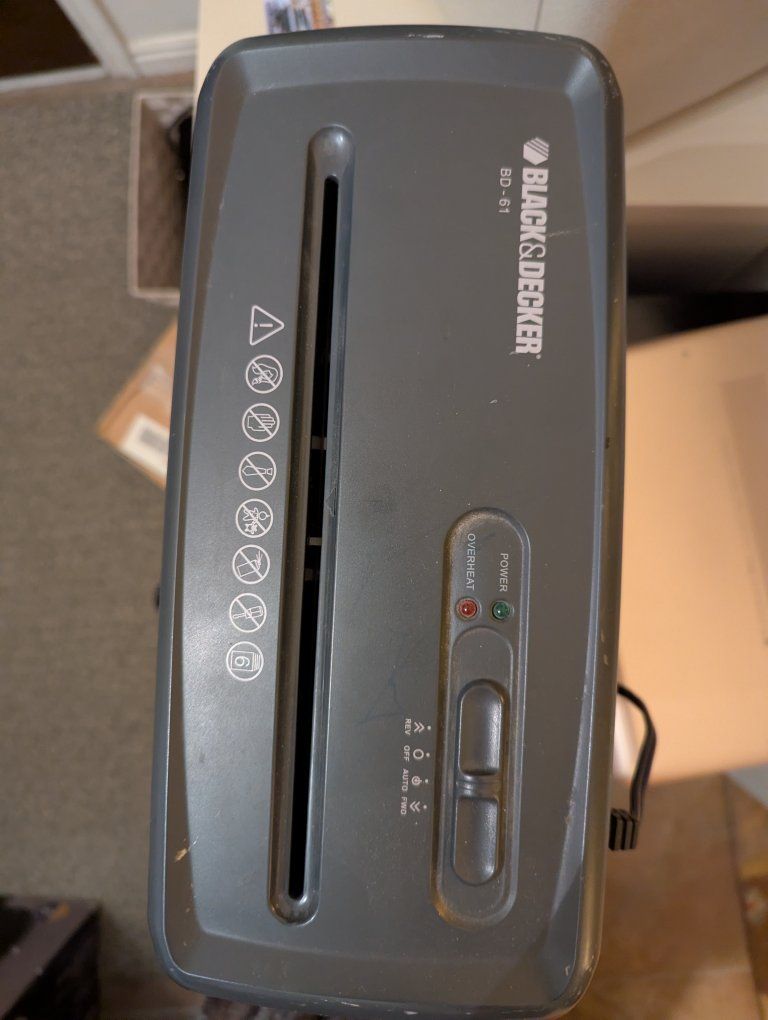 BLACK+DECKER Crosscut Paper Shredder - Used, Fully Functional Home Office Device