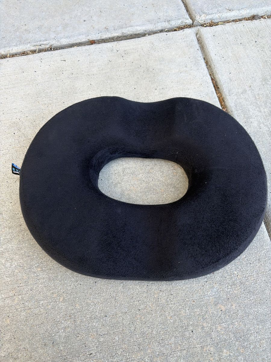 Black Ergonomic Donut Seat Cushion Memory Foam Tailbone Support Pillow