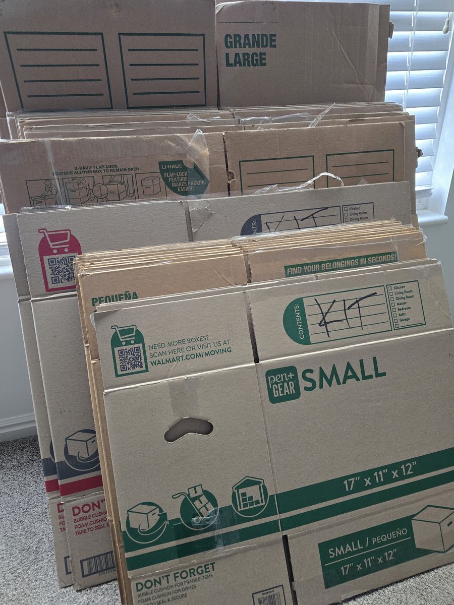 CLEAN Moving Boxes Bundle - Small, Medium, Large Sizes