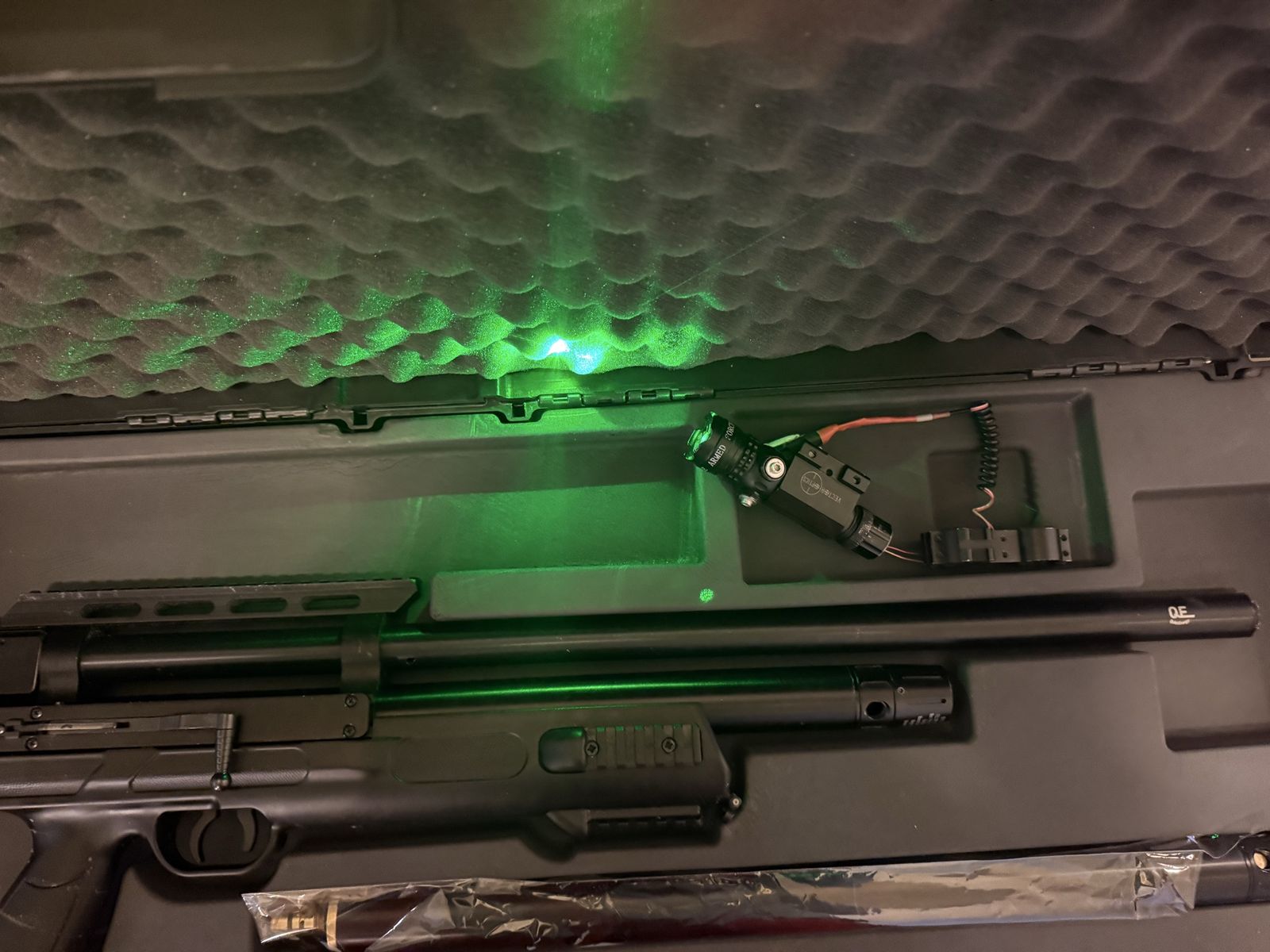 Main image 4