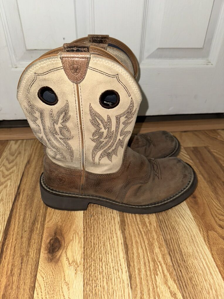Ariat Fatbaby Western Boots Size: 10B