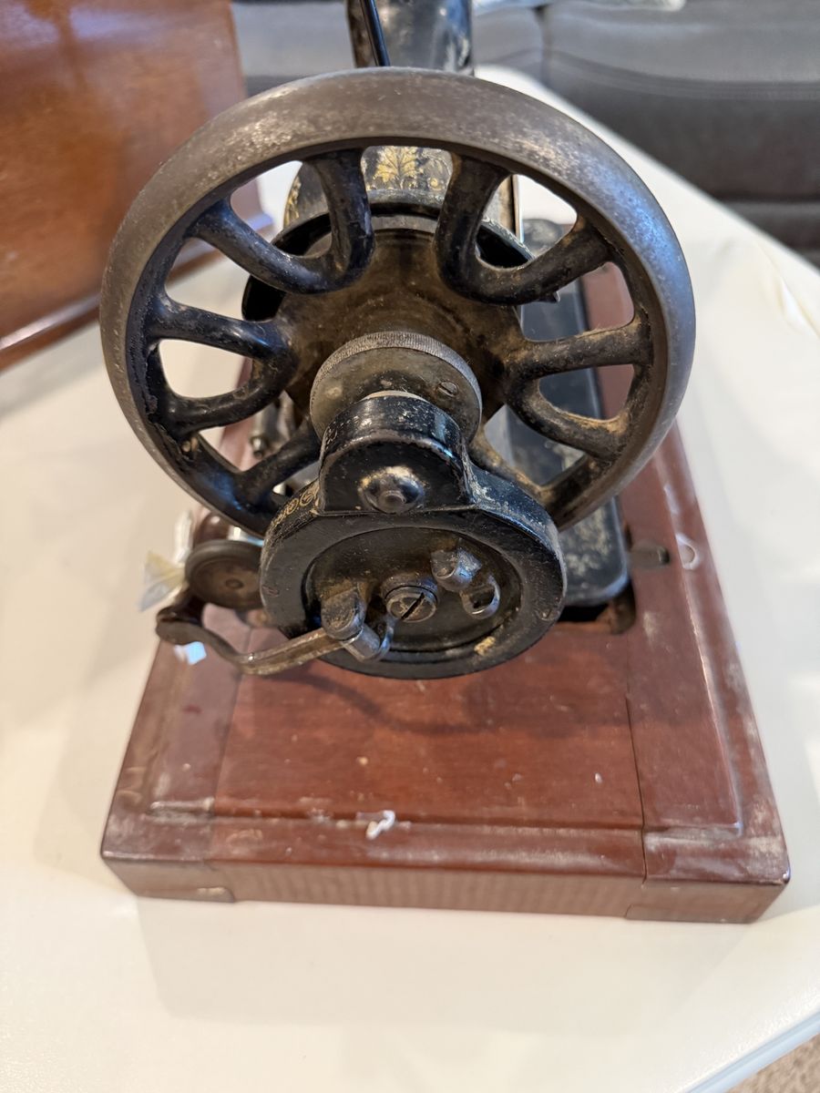 Main image 2
