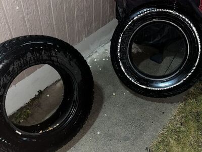 Nokian Nordman 9 SUV 215/70R16 100T Tires (2)