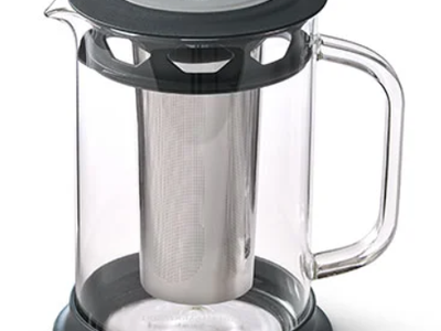 Pampered Chef Glass Cold Brew Pitcher with Stainless Steel Infuser and Lid