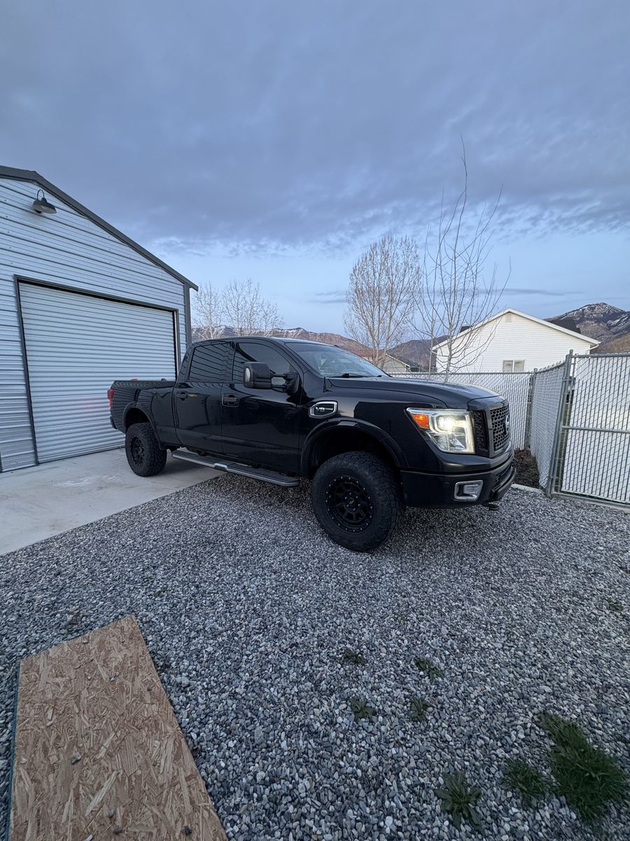 2017 Nissan Titan XD PRO-4X