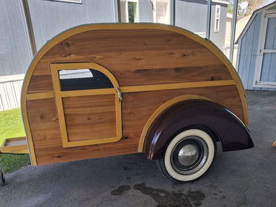 Woody teardrop trailer