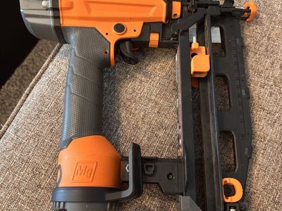 Ridgid Pneumatic 16 Gauge Finish Nailer