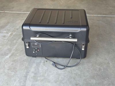Traeger Ranger Portable Wood Pellet Grill & Smoker - Black, Electric, Used - Excellent Condition
