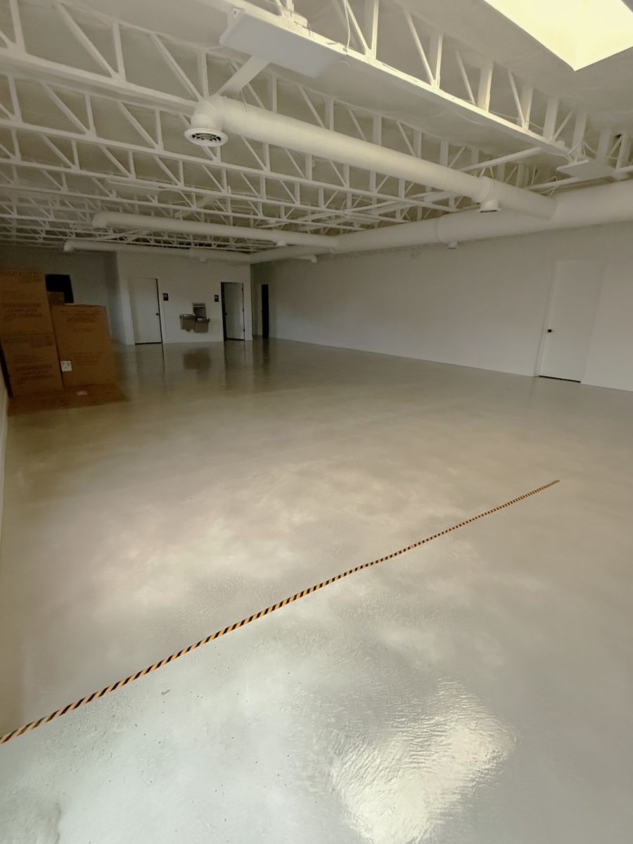 Main image 2