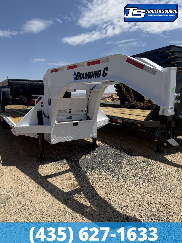 8.5x32 Diamond C FMAX-HDT 212 Gooseneck Hydraulic Dovetail Equipment Trailer - 25.9K GVWR - ABS Brakes, Hydraulic Jack(s)