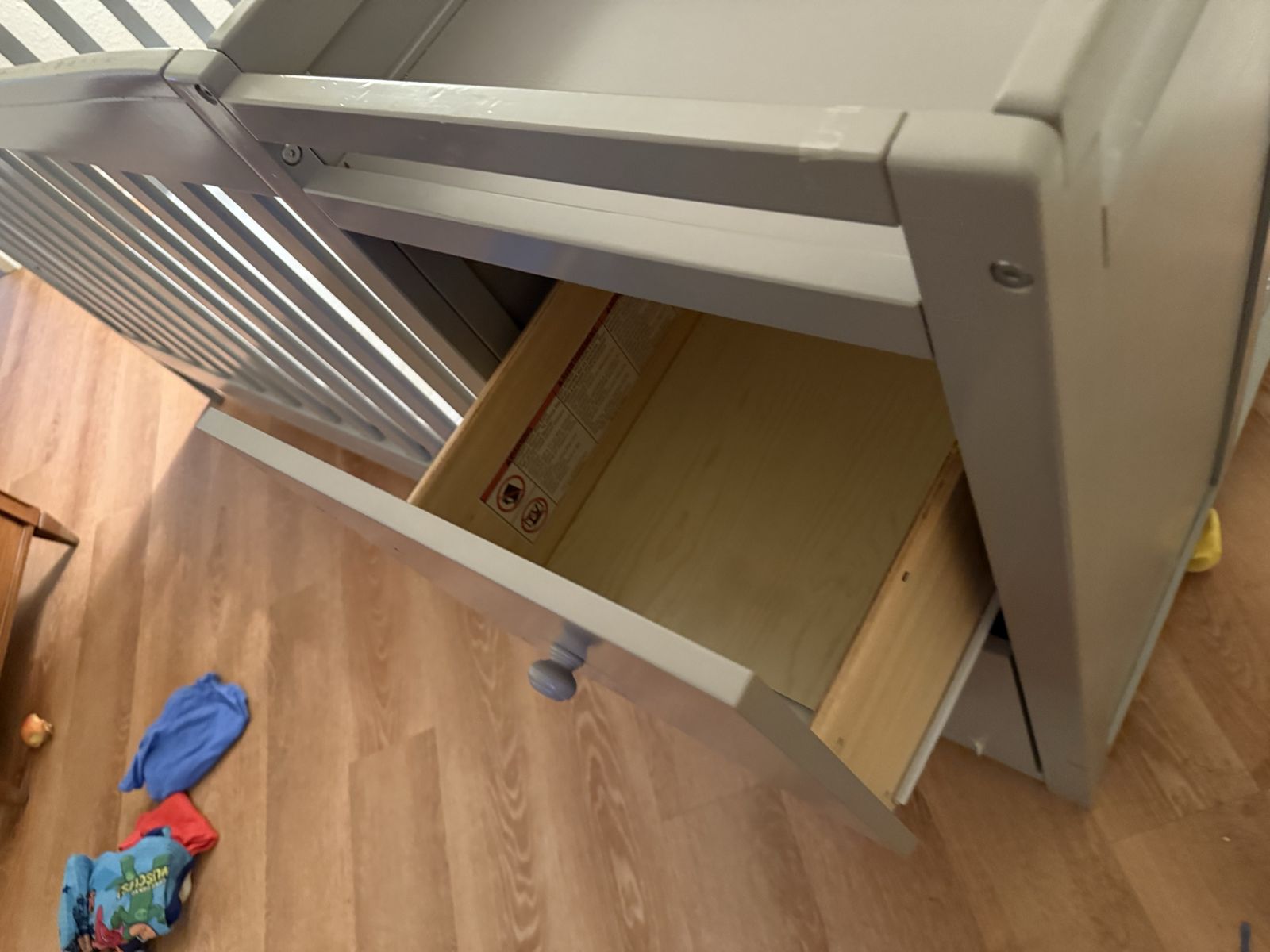 Main image 3