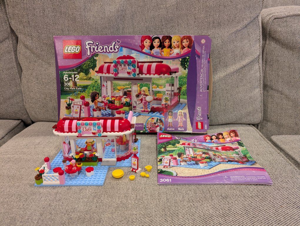 LEGO Friends City Park Cafe 3061 *COMPLETE*