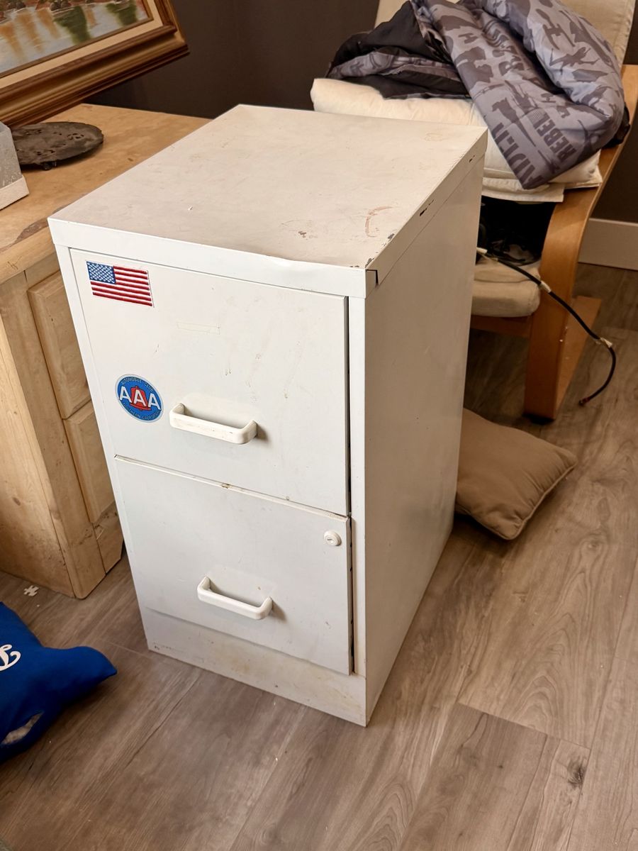 Metal 2-Drawer Filing Cabinet
