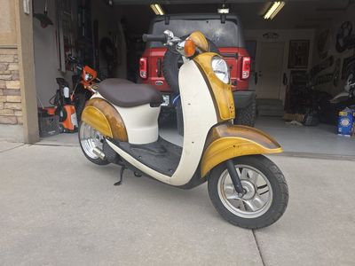 2002 Stretch Honda metro