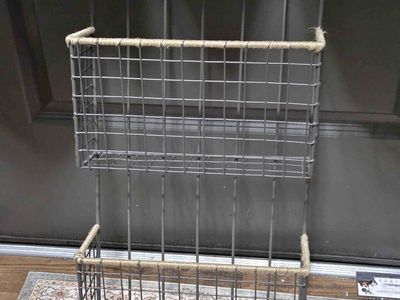 Hanging double basket