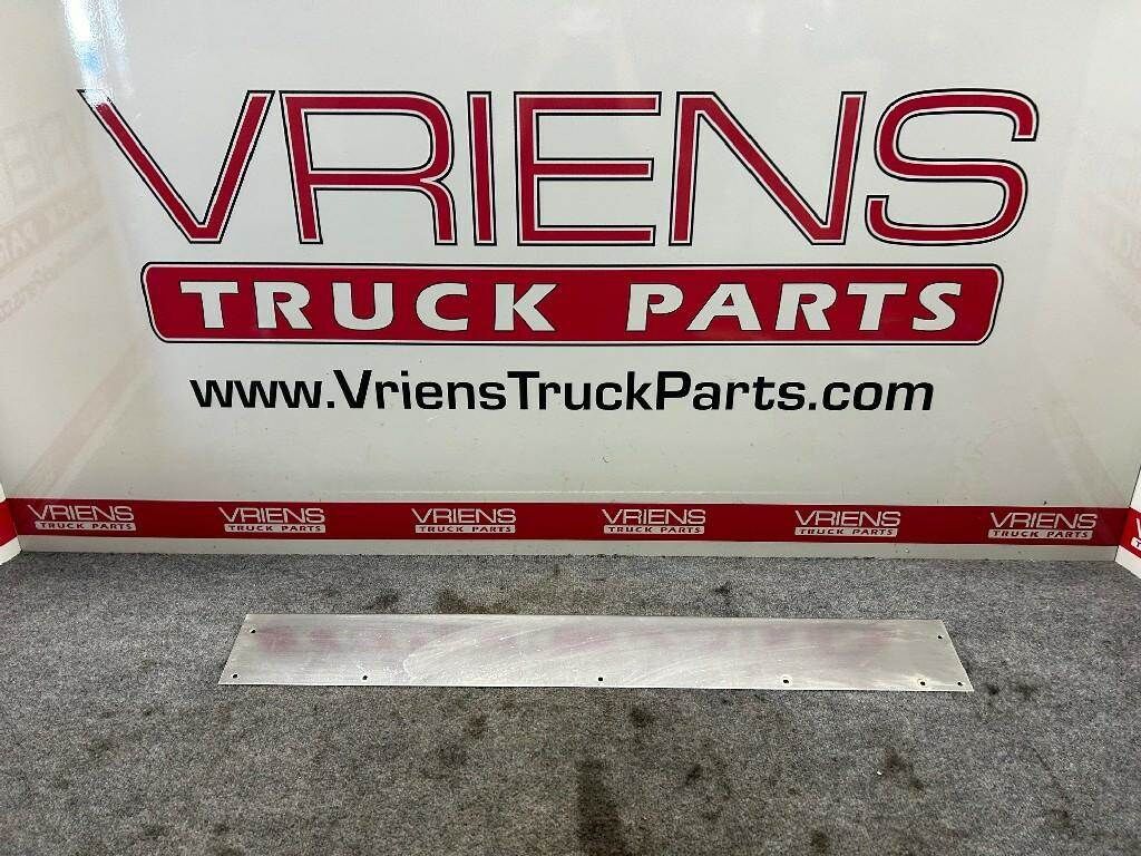 R33-1223-901 SKIRT-SOUND SHIELD